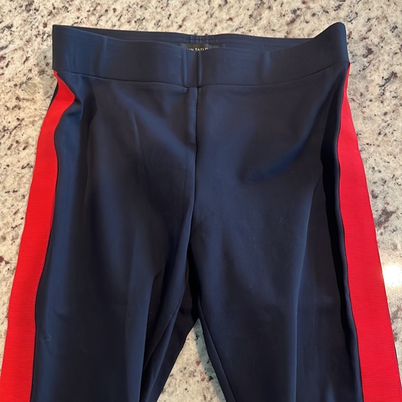 Ann taylor stripe legging pants! Great for work! Size small. Great condition - Picture 5 of 9